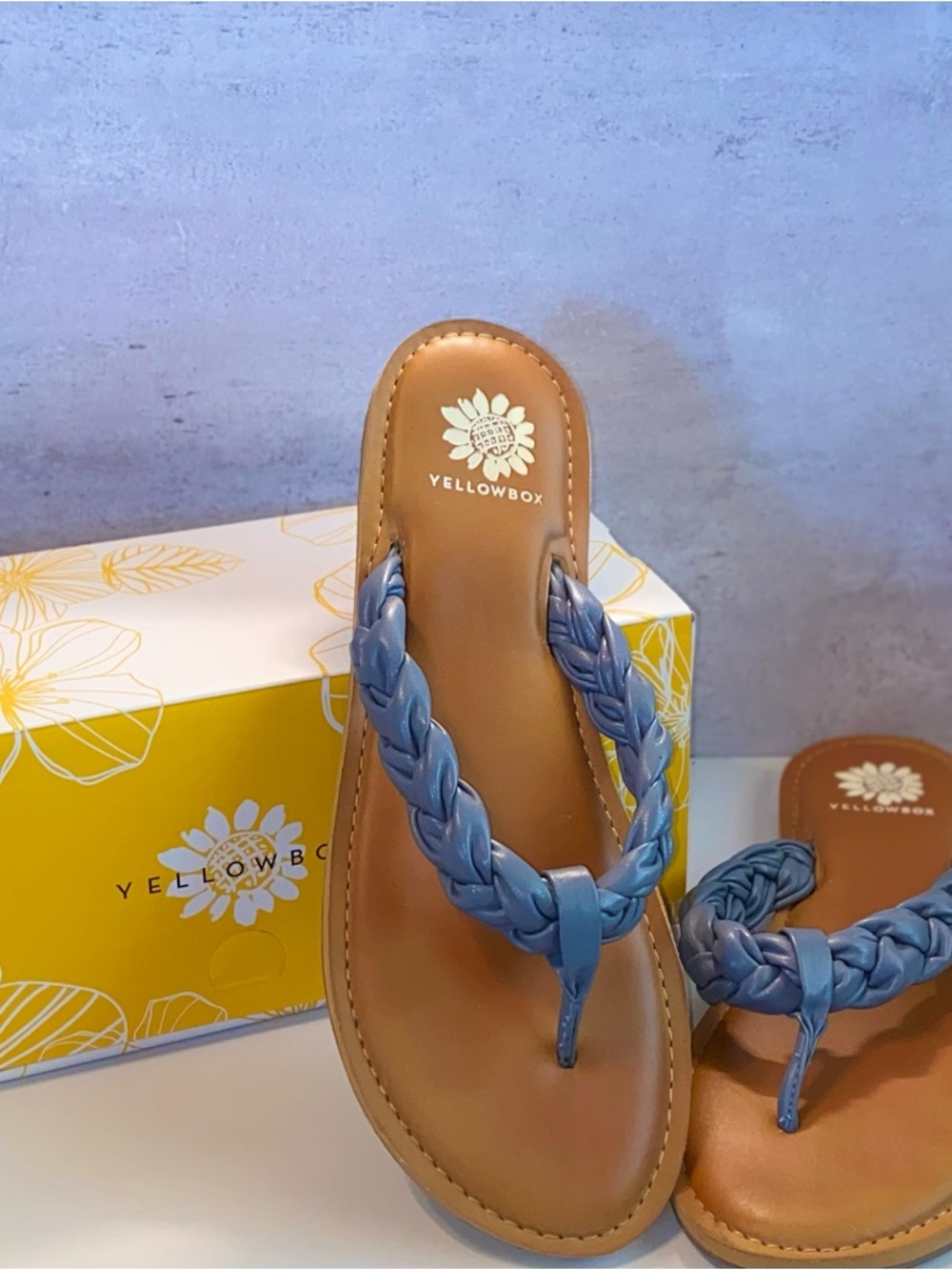 Yellow Box Women’s Blue Dauphine Braided Flip-flop Sandals 11M - Picture 2 of 12
